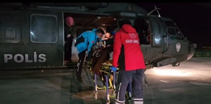 Kalp krizi geçiren hasta için Sikorsky helikopter havalandı
